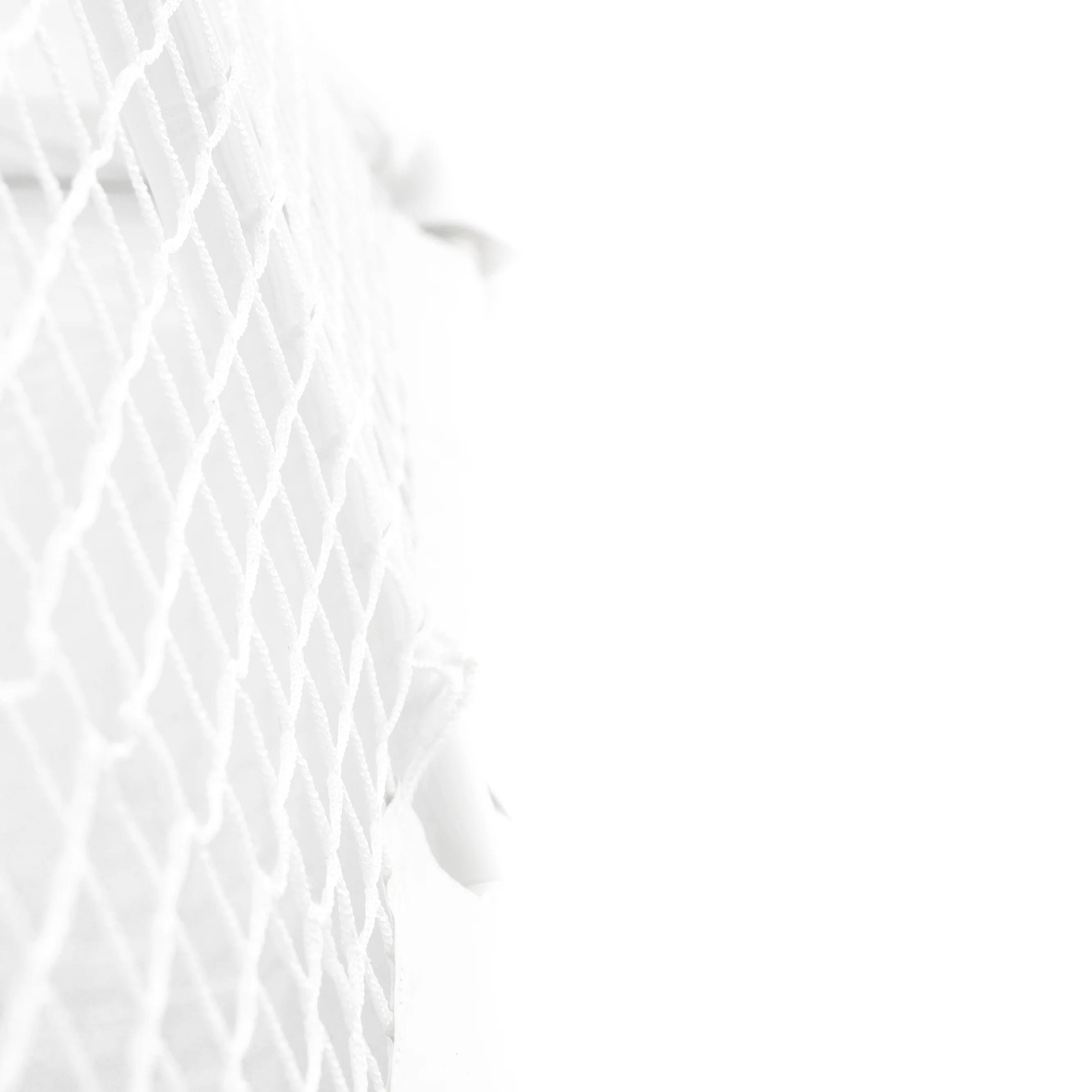 Skywalker Sports Competitive Series 6' x 4' Hockey Goal - Image 3